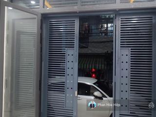 Nhà mới xây mt nội bộ khu bình phú, 40m2, 4 tầng btct 4 pn 4 wc, tiện cho thuê
