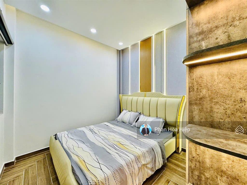 Nhà mới ngay kinh dương vương, 70m2, 3 tầng btct, 4pn, hẻm 5m gần aeon bình tân, nội thất cao cấp