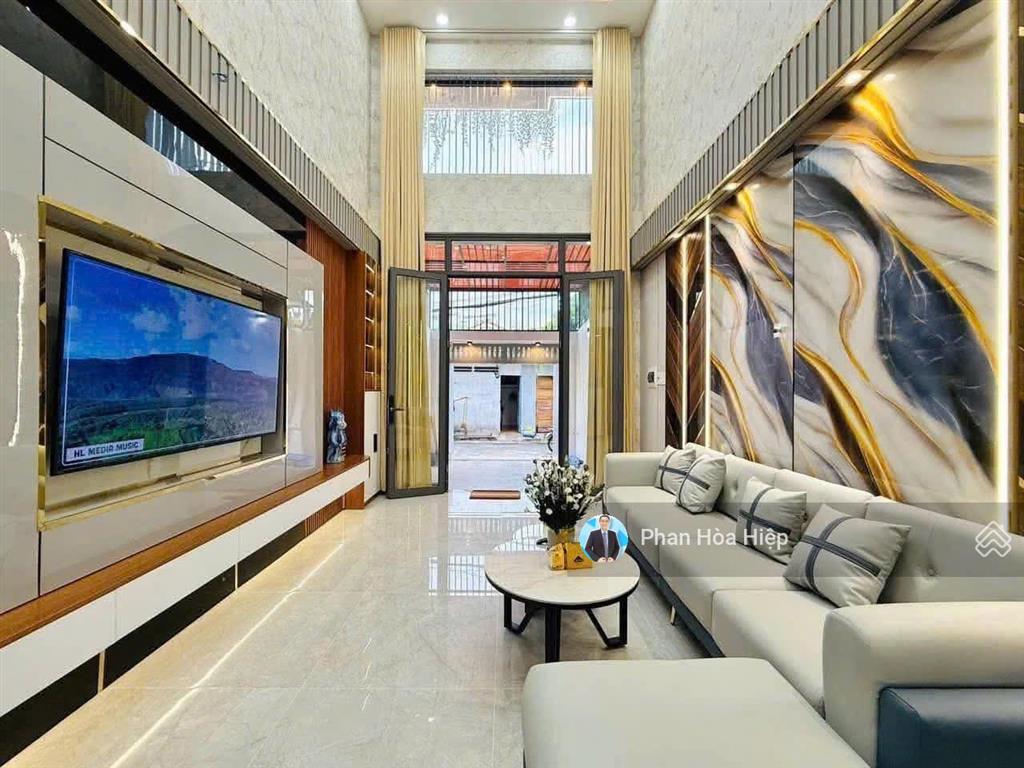 Cần bán gấp nhà tân hoà đông, 64m2, 3 tầng btct, 3pn 4wc, hẻm rộng gần ub phường phú lâm, sổ riêng