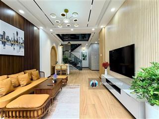 Nhà mới nở hậu gần khu tên lửa, 60m2, 4 tầng btct, 4pn, gần aeon, cách mt chỉ 50m, tiện kd đa ngành