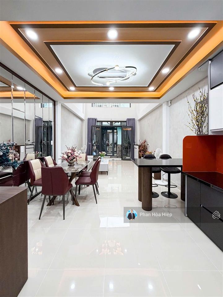 Bán nhà bùi hữu diện, 4 x 15, 4 tầng btct, 5pn, có sân thượng, kế bên cv phú lâm, sổ hồng riêng