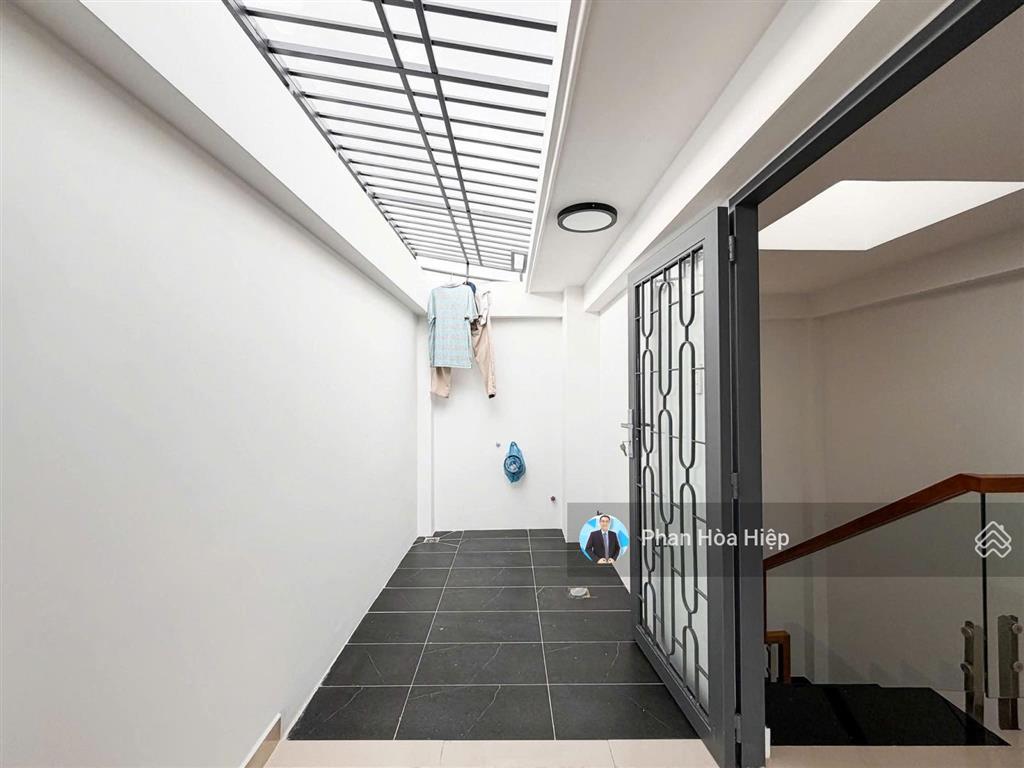 Bán nhà bùi hữu diện, 4 x 15, 4 tầng btct, 5pn, có sân thượng, kế bên cv phú lâm, sổ hồng riêng