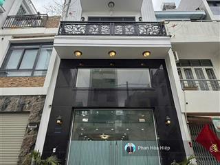 Nhà 5 tầng btct ngay hậu giang , 70m2, 5pn có st,đường 6m, kế bên trường lam sơn, tiện cho thuê