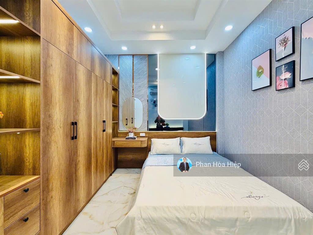 Nhà hẽm xe tải 6m lò gốm, 56m2, 4 tầng đúc, 4 pn 4wc, gần võ văn kiệt, sổ vuông vức, tiện cho thuê