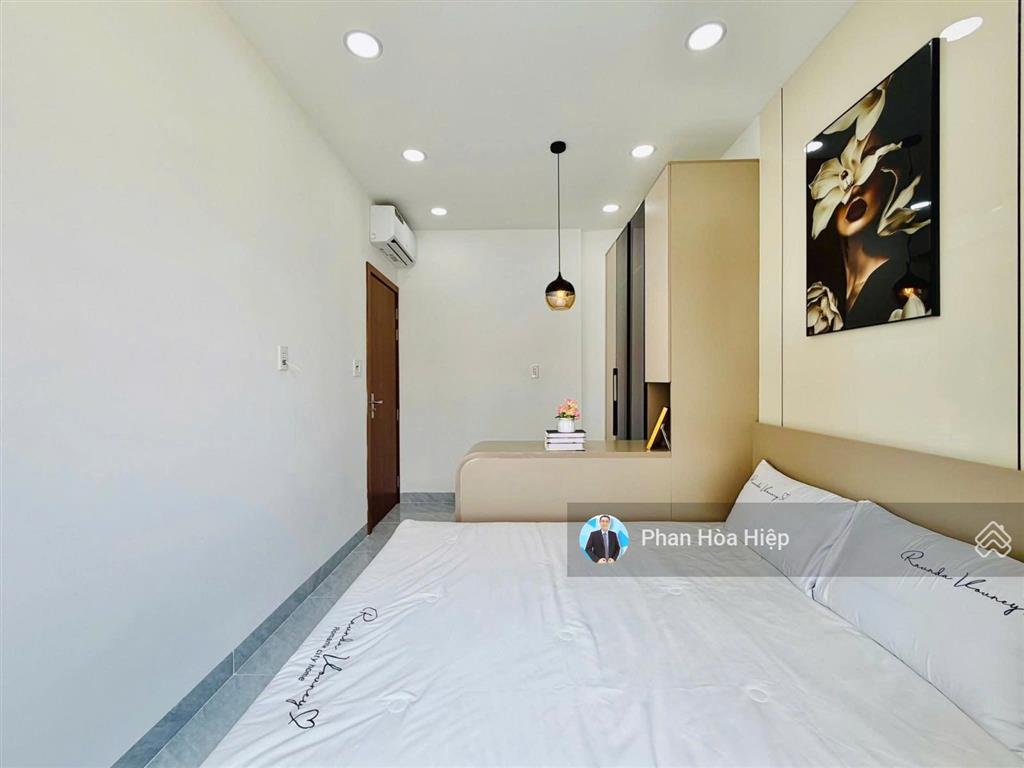Bán gấp nhà hẻm xe hơi gia phú, 44m2, 3 tầng, 4pn, có phòng trệt, 3wc, kế bên siêu thị satra
