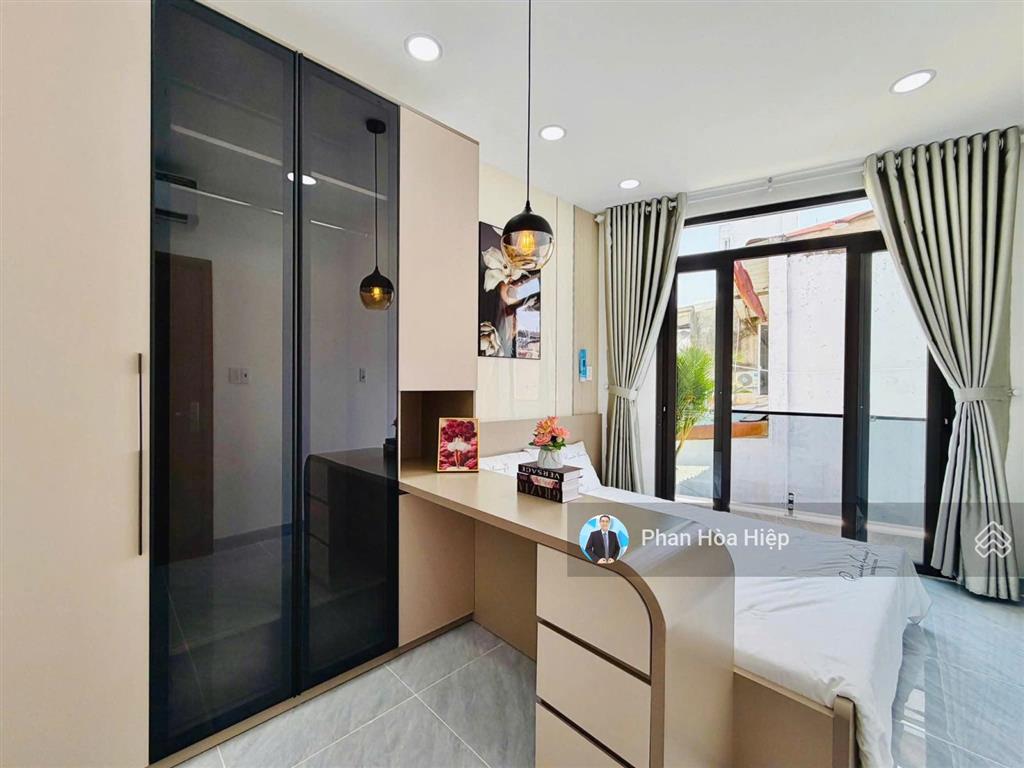 Bán gấp nhà hẻm xe hơi gia phú, 44m2, 3 tầng, 4pn, có phòng trệt, 3wc, kế bên siêu thị satra