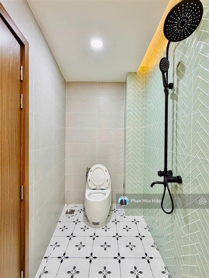 Bán gấp nhà hẻm xe hơi gia phú, 44m2, 3 tầng, 4pn, có phòng trệt, 3wc, kế bên siêu thị satra