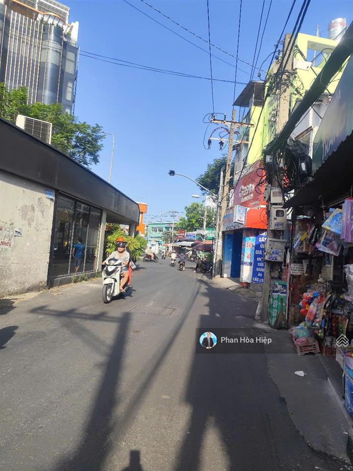 Nhà mới ngay trần hưng đạo, 45m, 4 tầng đúc, 3pn 4wc, nội thất đẹp, hẻm xe hơi 4m, gần bv y dược