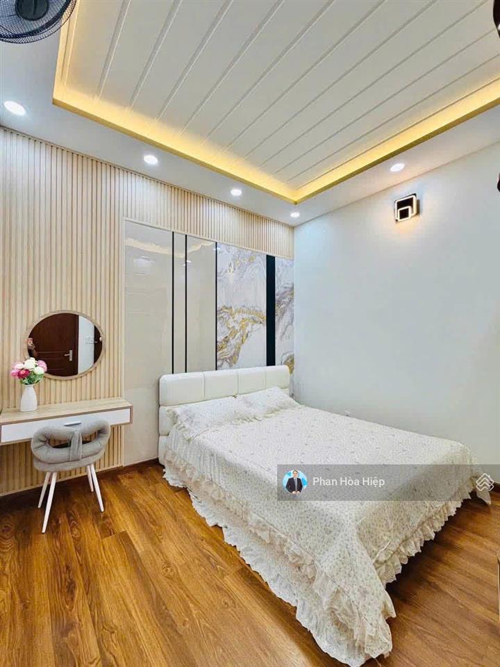 Bán gấp nhà hẻm 5m tân hoà đông, 4 x 12, 2 tầng đúc, 2pn 2wc,kế bên chợ phú lâm,trường mac đỉnh chi