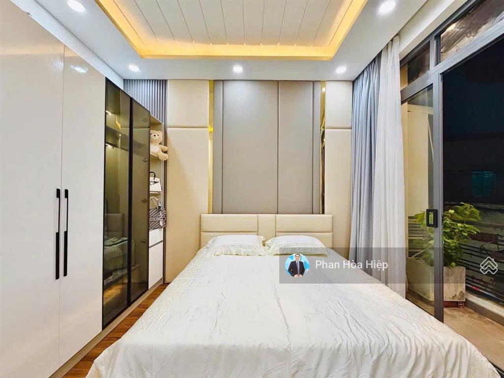 Bán gấp nhà hẻm 5m tân hoà đông, 4 x 12, 2 tầng đúc, 2pn 2wc,kế bên chợ phú lâm,trường mac đỉnh chi