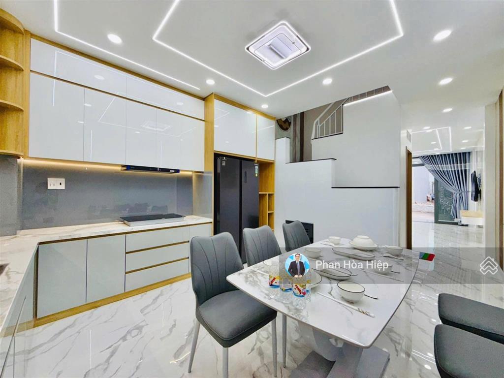 Bán gấp nhà hẻm 6m khu cx phú lâm a, 56m2 4 tầng btct, 4 pn 4wc, gần chợ, trường lam sơn