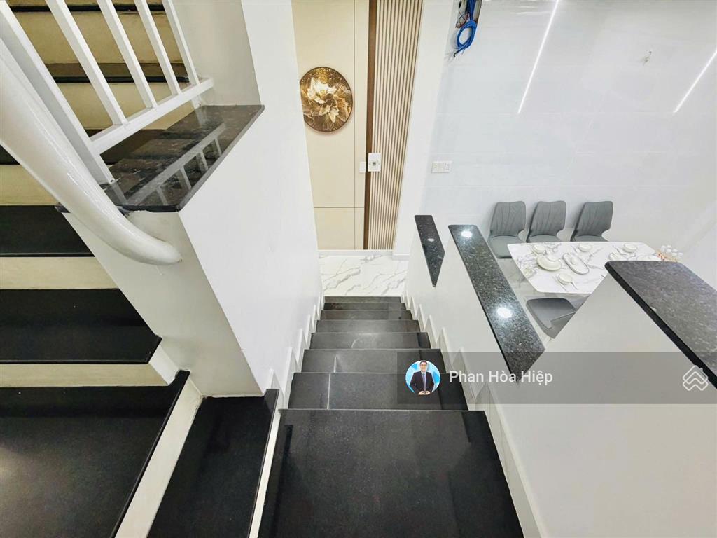 Bán gấp nhà hẻm 6m khu cx phú lâm a, 56m2 4 tầng btct, 4 pn 4wc, gần chợ, trường lam sơn