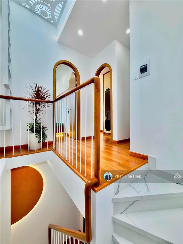 Nhà mới hẻm rộng ngay hồng bàng, 40m2, 4 tầng, 3pn 3wc, khu dân trí giáp quận 5 tiện về trung tâm