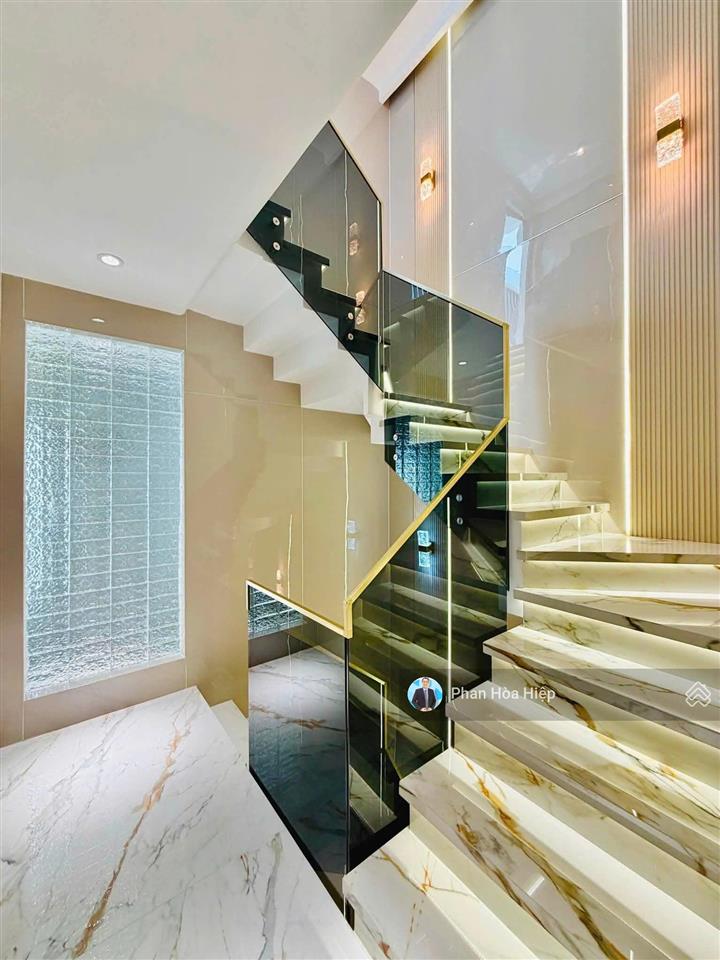 Nhà mới hẻm rộng ngay hồng bàng, 40m2, 4 tầng, 3pn 3wc, khu dân trí giáp quận 5 tiện về trung tâm