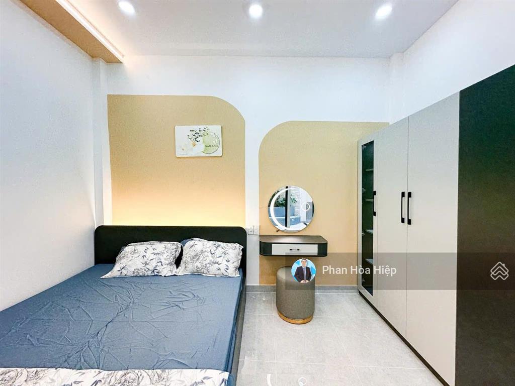 Nhà hẻm xe hơi 5m ngay phạm hữu chí, 53m2, 2 tầng đúc 2 pn 2 wc, gần thuận kiều, dòng tiền 15 tr/th