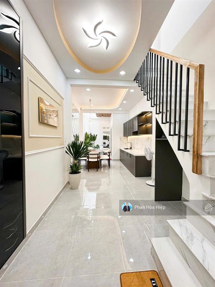 Nhà hẻm xe hơi 5m ngay phạm hữu chí, 53m2, 2 tầng đúc 2 pn 2 wc, gần thuận kiều, dòng tiền 15 tr/th