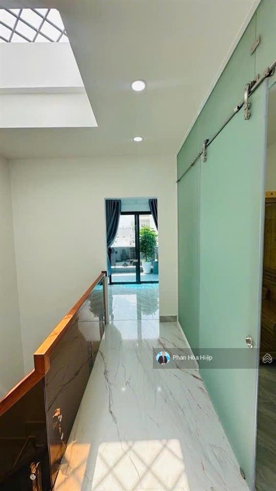 Nhà đẹp ngay lê văn quới, 4.5 x 15, 5 tầng đúc, 5pn 5wc, nội thất cao cấp, hẻm rộng 5m giáp quận 6