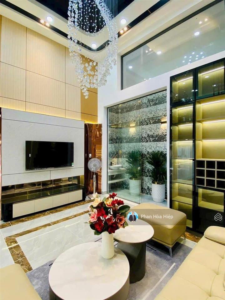 Kẹt tiền bán nhà phan văn khỏe, 48m2, 4 tầng btct, 4pn, vài căn ra mt, kế bên chợ bình tây