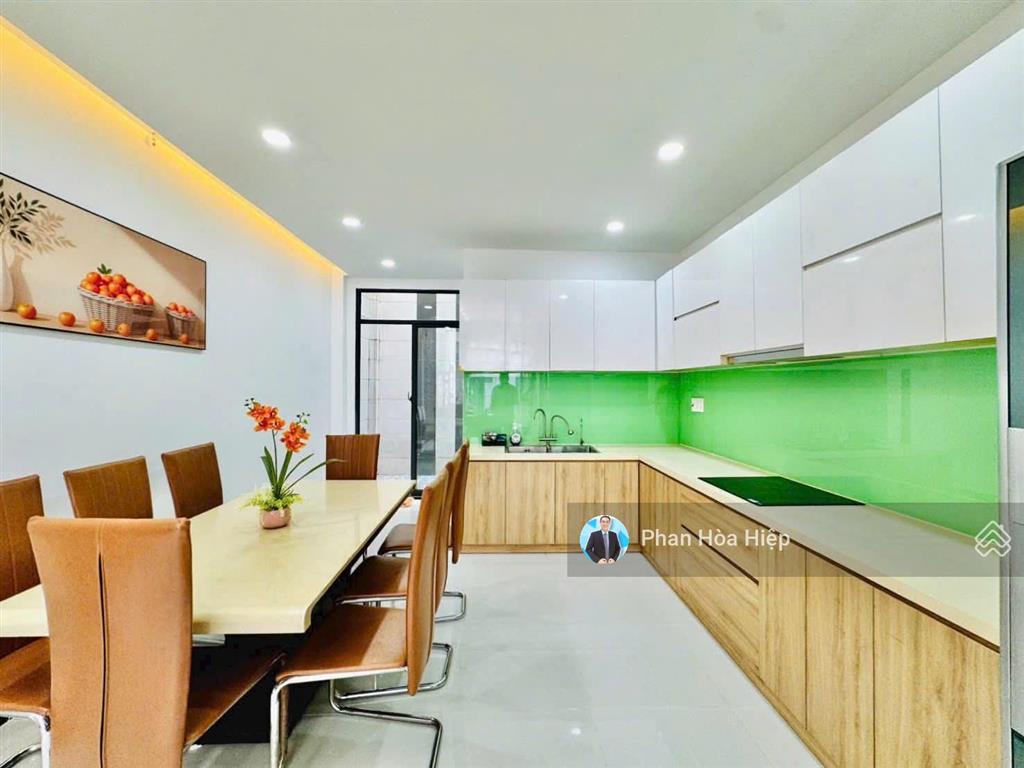Bán nhà khu cư xá phú lâm a, 4 x 18, 4 tầng btct, 4pn có sân thượng, đường nhựa 6m tiện mở vp cty