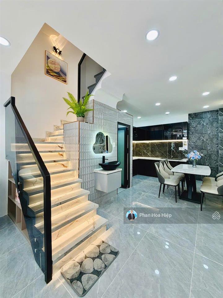Bán nhà 5 tầng hương lộ 2, 64m2, 5 tầng btct, 4 pn 4 wc, hẻm xe tải gần q11, tiện kinh doanh vp cty