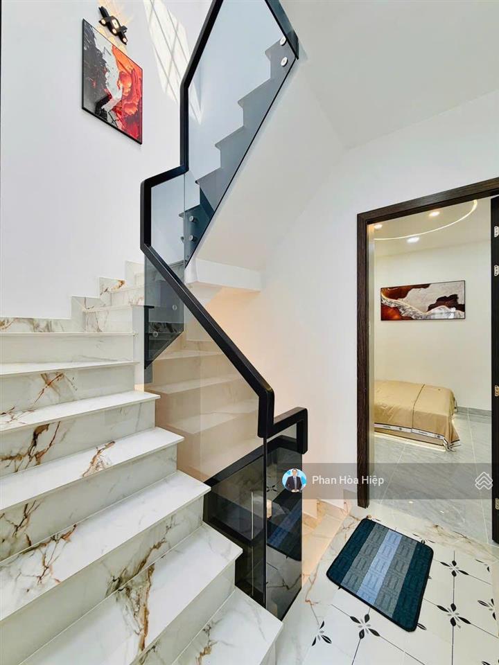 Bán nhà 5 tầng hương lộ 2, 64m2, 5 tầng btct, 4 pn 4 wc, hẻm xe tải gần q11, tiện kinh doanh vp cty