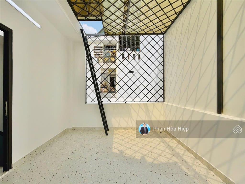 Bán nhà 5 tầng hương lộ 2, 64m2, 5 tầng btct, 4 pn 4 wc, hẻm xe tải gần q11, tiện kinh doanh vp cty