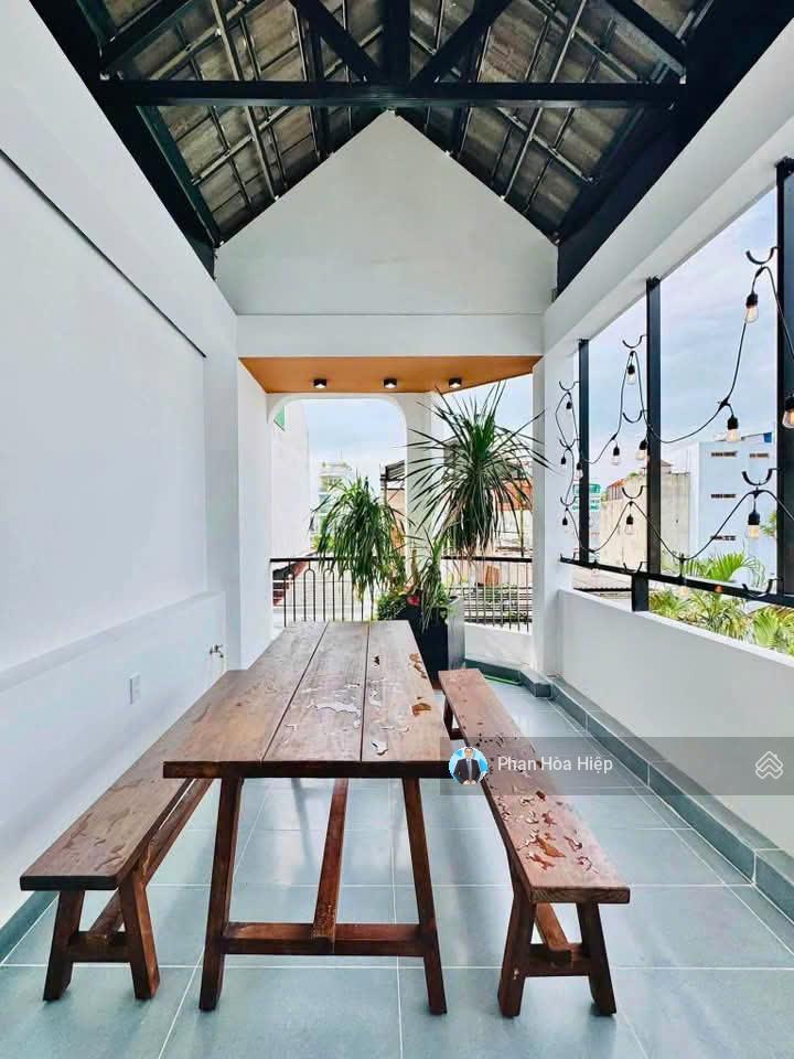 Bán nhà 4 tầng nguyễn trãi, 51m2, 4pn có sân thượng, đầy đủ nội thất, hẻm 5m gần thuận kiều