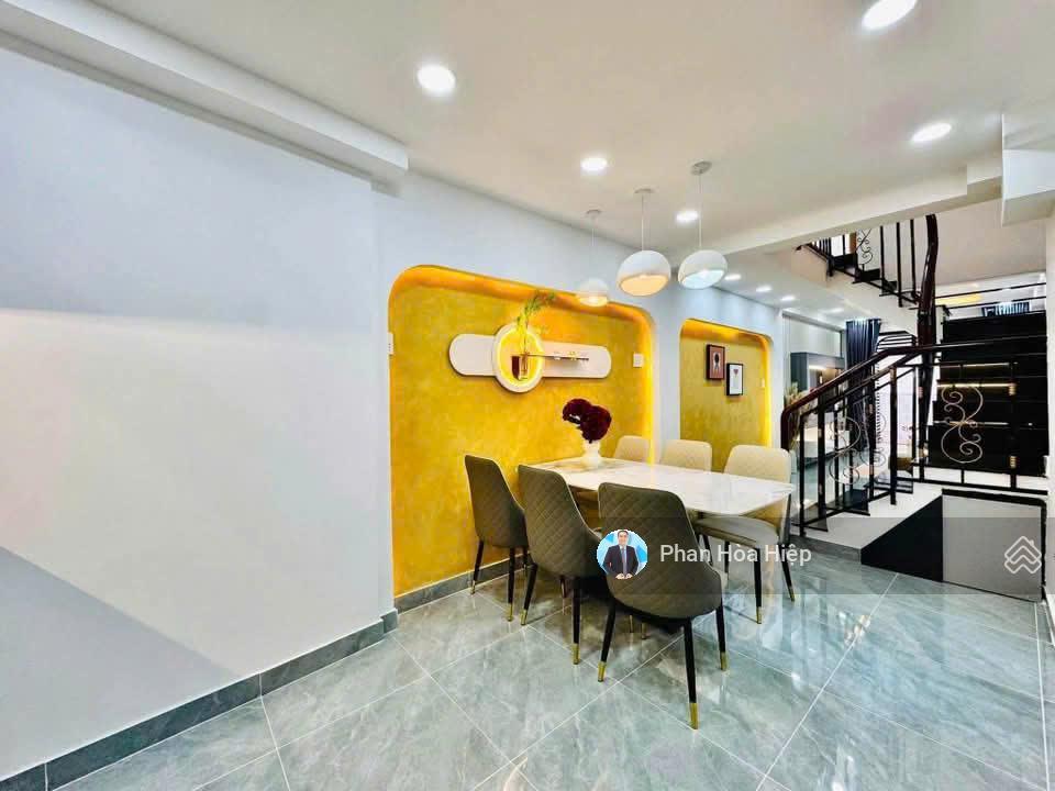 Bán nhà 4 tầng nguyễn trãi, 51m2, 4pn có sân thượng, đầy đủ nội thất, hẻm 5m gần thuận kiều