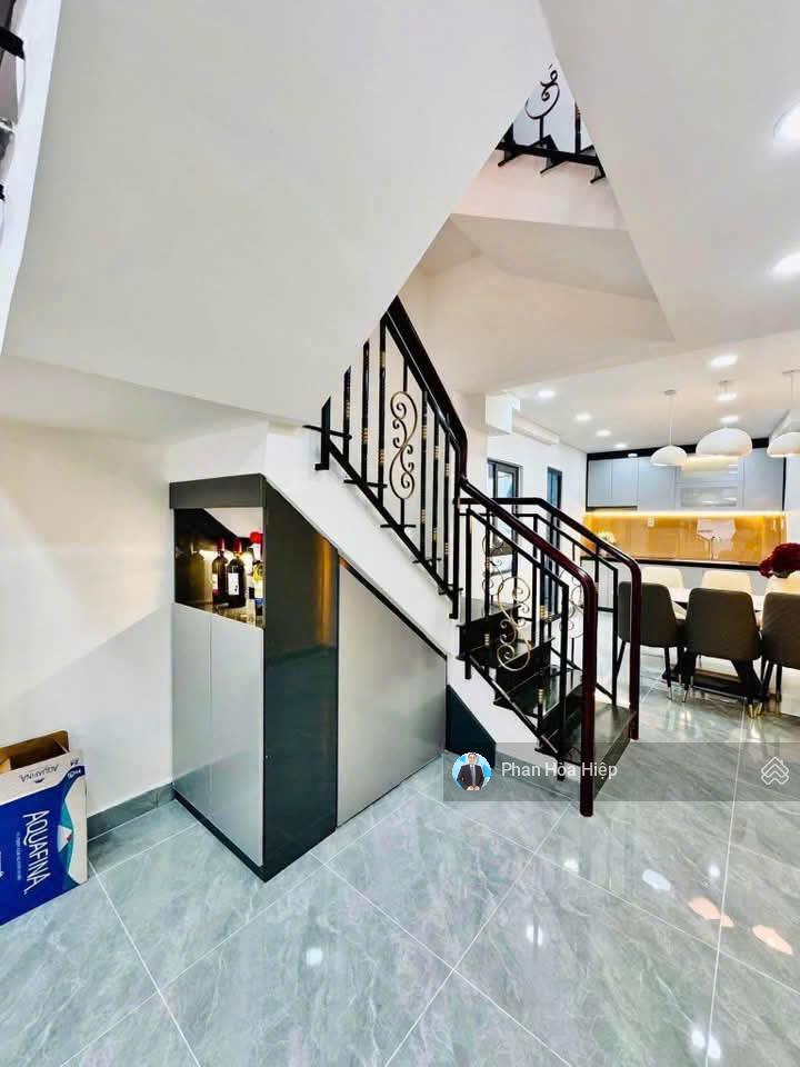 Bán nhà 4 tầng nguyễn trãi, 51m2, 4pn có sân thượng, đầy đủ nội thất, hẻm 5m gần thuận kiều