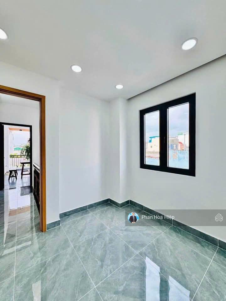 Bán nhà 4 tầng nguyễn trãi, 51m2, 4pn có sân thượng, đầy đủ nội thất, hẻm 5m gần thuận kiều