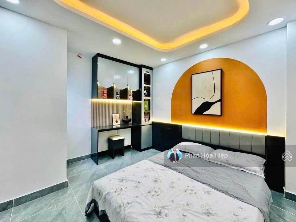 Bán nhà 4 tầng nguyễn trãi, 51m2, 4pn có sân thượng, đầy đủ nội thất, hẻm 5m gần thuận kiều