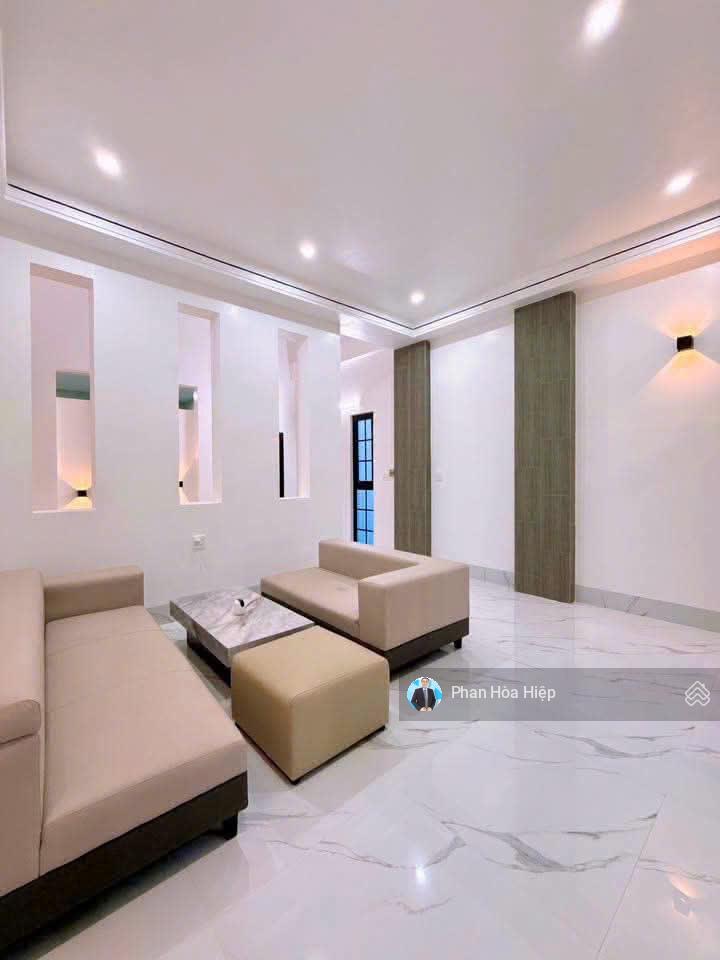 Bán nhà gần aeon bình tân, 85m2, 3 tầng, 4 pn 4 wc, hẻm xe hơi quay đầu, tiện kd đa ngành