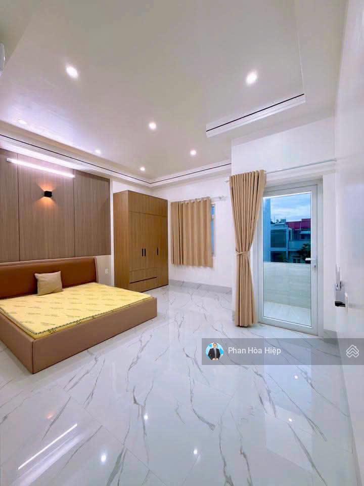 Bán nhà gần aeon bình tân, 85m2, 3 tầng, 4 pn 4 wc, hẻm xe hơi quay đầu, tiện kd đa ngành