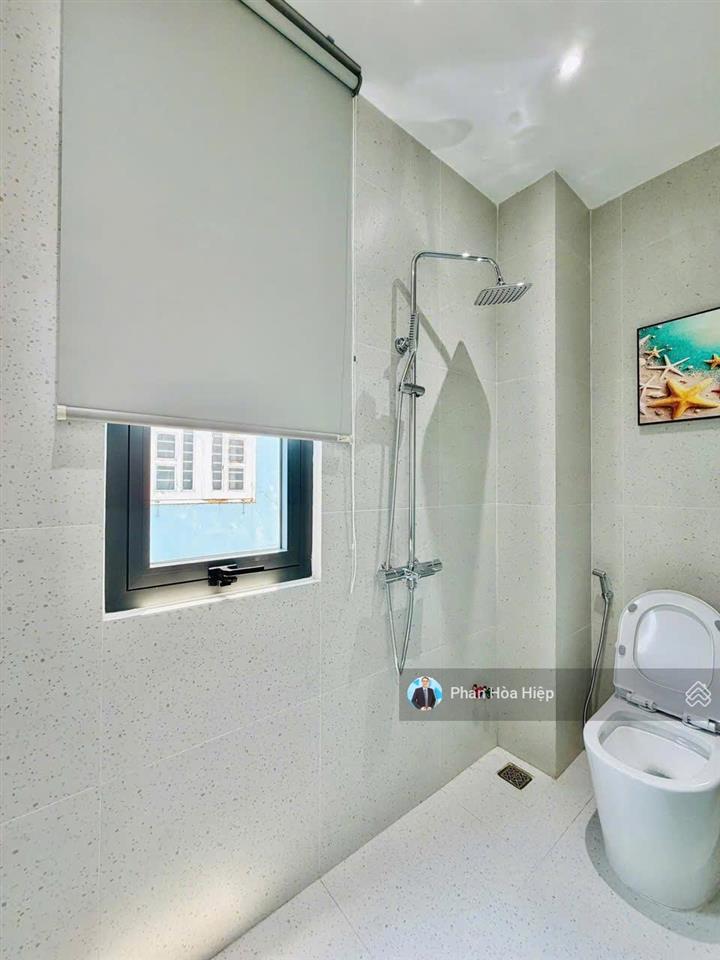Bán nhà gần aeon đường bình trị đông, 62m2, 3 tầng btct, 4pn, nội thất cao cấp, hẻm 6m gần chợ.