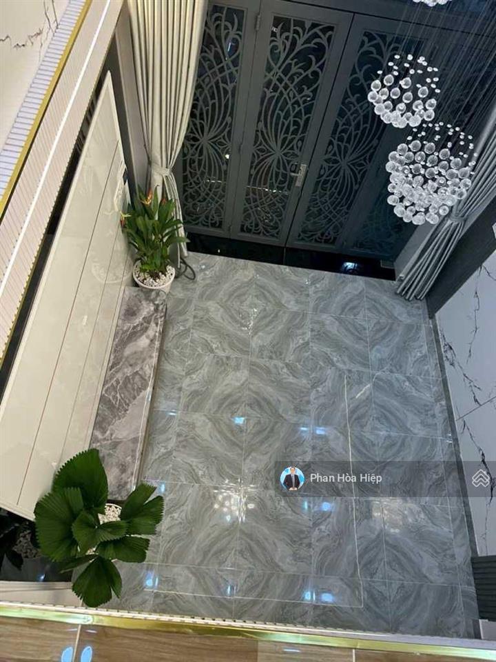 Bán gấp nhà mới xây hxh lý chiêu hoàng, 48m2, 3 tầng btct 4pn, cách 20m ra mt đường