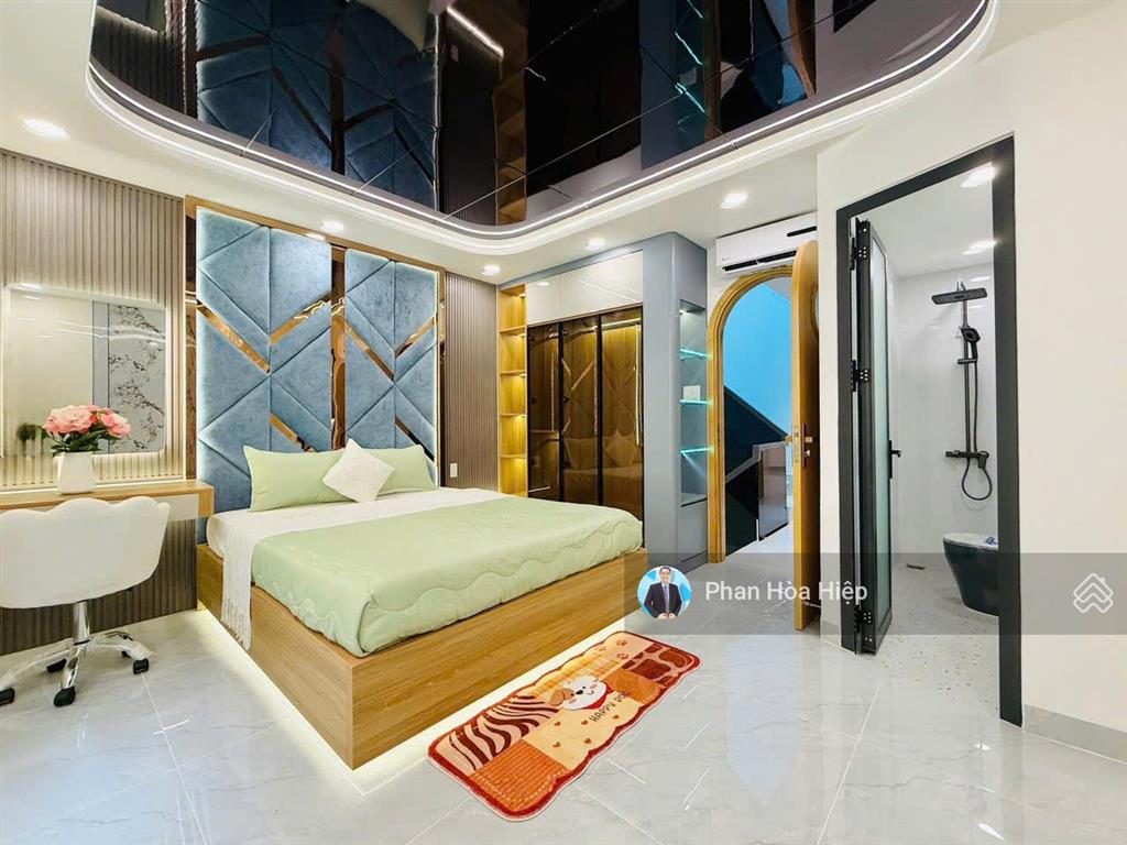 Nhà gần aeon bình tân, 63m2, 4 tầng đúc, 4pn hẻm rộng 6m, tặng nội thất, vài phút về quận 6