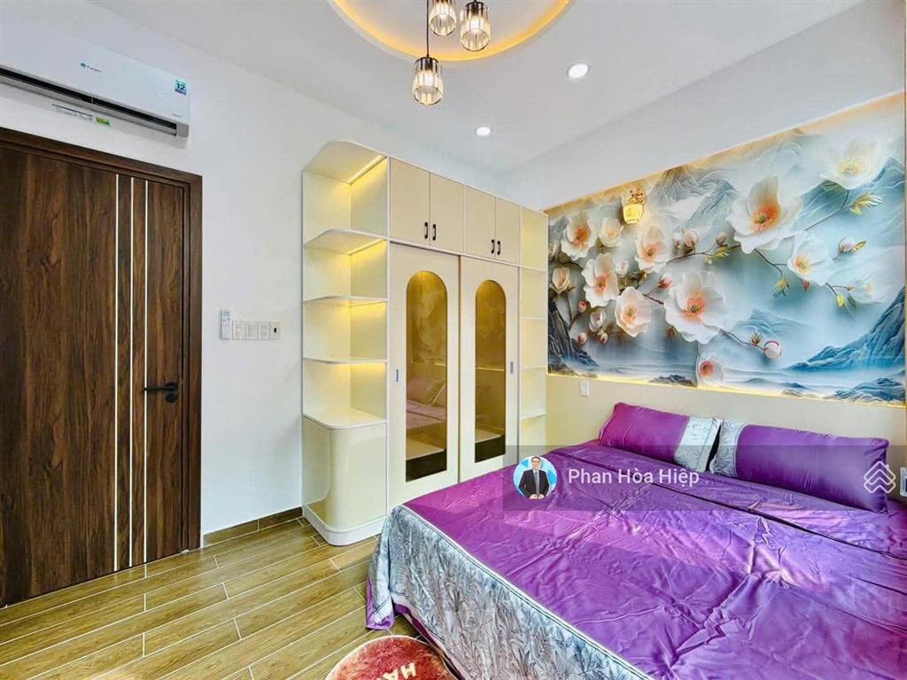 Xuất cảnh bán nhà hxh trần hưng đạo, 44m2, 3 tầng đúc, 4pn 3wc, gần bv chỉnh hình và bv nhiệt đới