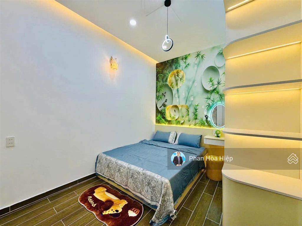Xuất cảnh bán nhà hxh trần hưng đạo, 44m2, 3 tầng đúc, 4pn 3wc, gần bv chỉnh hình và bv nhiệt đới