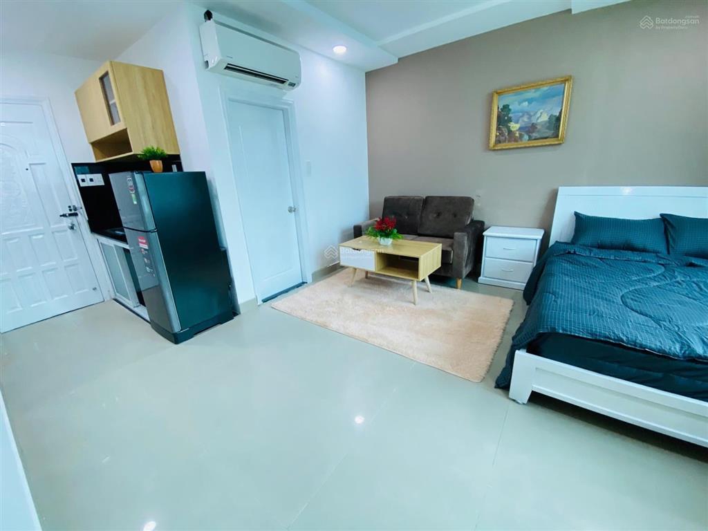 Chính chủ cho thuê 1pn+studio tách bếp full tiện nghi ngay cầu lê văn sỹ. giảm 500k/th