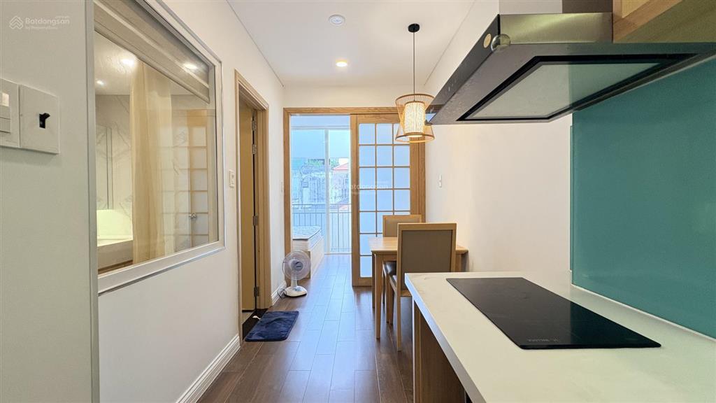 Cho thuê chdv 1pn balcony phong cách tokyo full tiện nghi cao cấp. thang máy hầm xe. ưu đãi 2tr/th