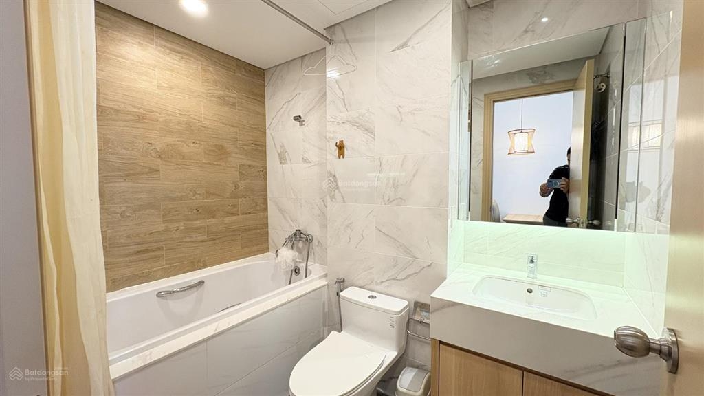 Cho thuê chdv 1pn balcony phong cách tokyo full tiện nghi cao cấp. thang máy hầm xe. ưu đãi 2tr/th