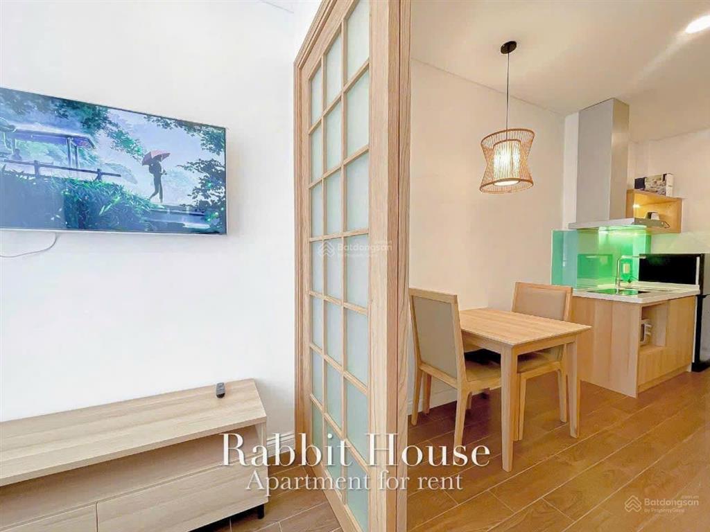 Cho thuê chdv 1pn balcony phong cách tokyo full tiện nghi cao cấp. thang máy hầm xe. ưu đãi 2tr/th