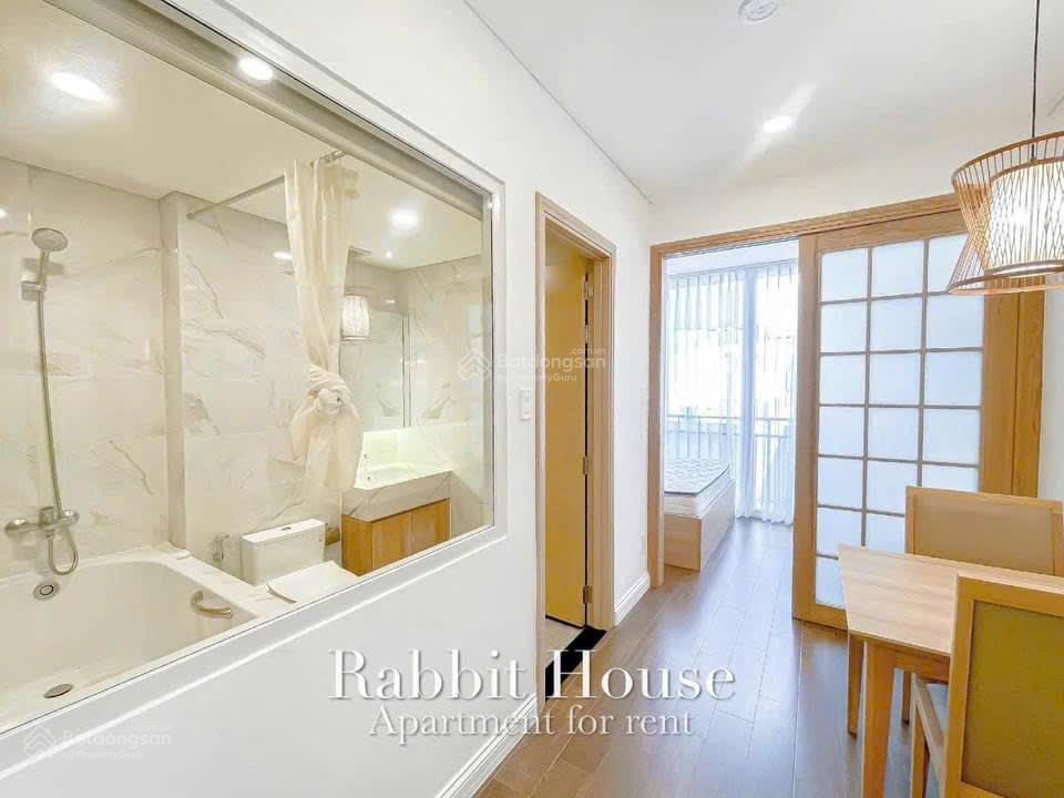 Cho thuê chdv 1pn balcony phong cách tokyo full tiện nghi cao cấp. thang máy hầm xe. ưu đãi 2tr/th
