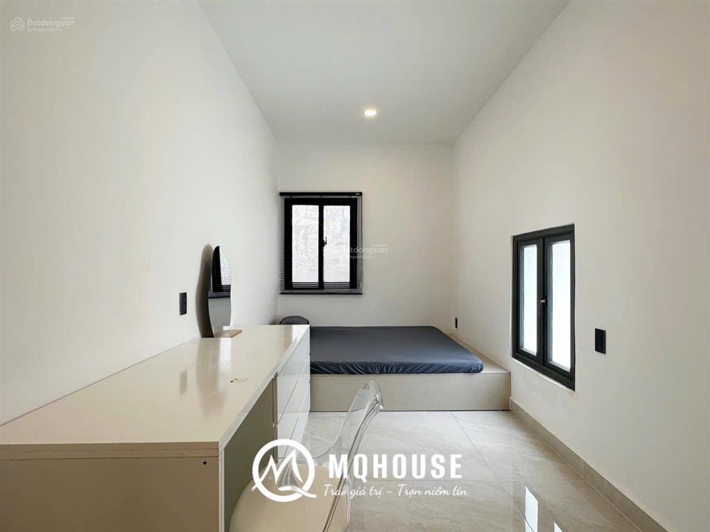 Cho thuê 2pn 50m2 mới hoàn thiện mặt tiền nguyễn trãi, quận 1. full tiện nghi cao cấp