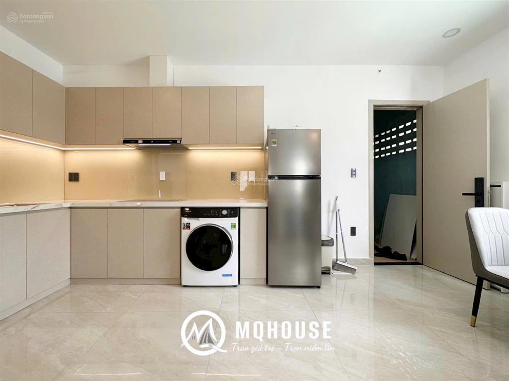 Cho thuê 2pn 50m2 mới hoàn thiện mặt tiền nguyễn trãi, quận 1. full tiện nghi cao cấp