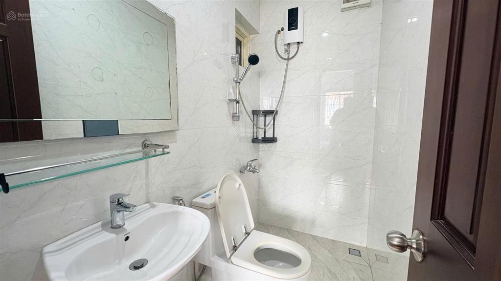 Cho thuê gấp cc 203 nguyễn trãi, 80m2, giảm 1tr/th, 3pn + 2wc, đầy đủ tiện nghi