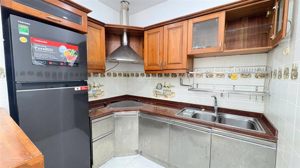Cho thuê gấp cc 203 nguyễn trãi, 80m2, giảm 1tr/th, 3pn + 2wc, đầy đủ tiện nghi