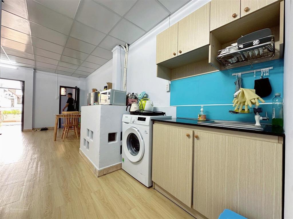 Chủ nhà cho thuê 2pn ban công 60m² full tiện nghi cao cấp giữ nhà đến 1/8. ở 4  5 người