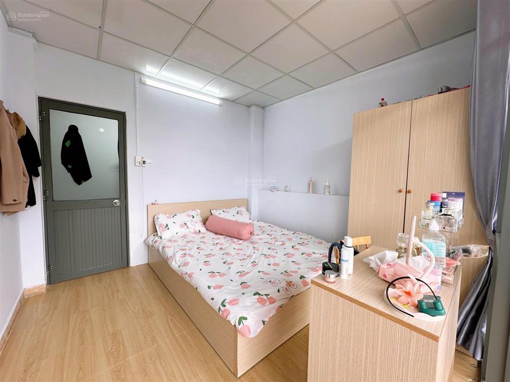 Chủ nhà cho thuê 2pn ban công 60m² full tiện nghi cao cấp giữ nhà đến 1/8. ở 4  5 người