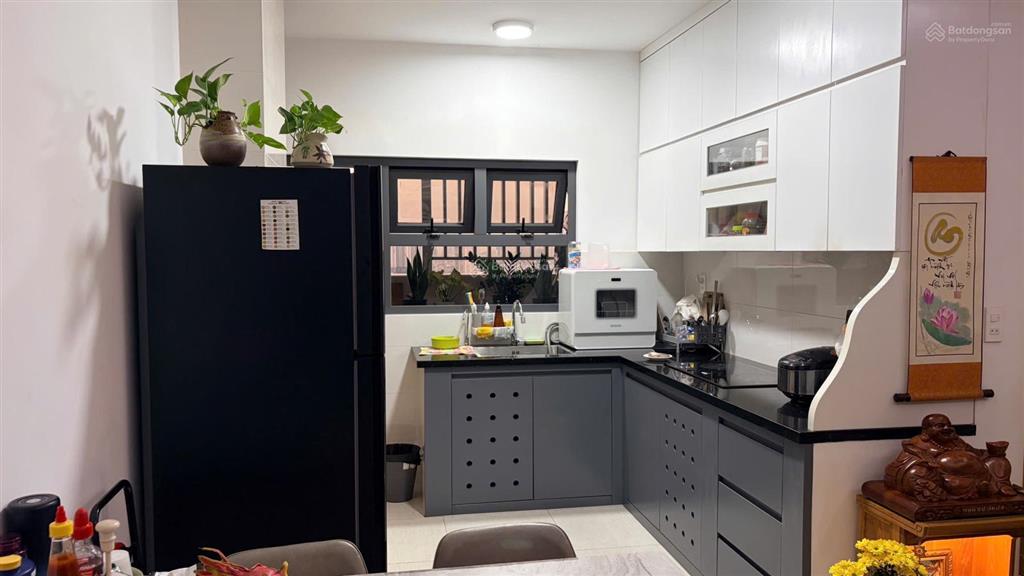 Gđ chuyển đi cho thuê lại căn hộ tâm huyết 2pn 80m2 full tiện nghi hiện đại giáp q1.  09292183